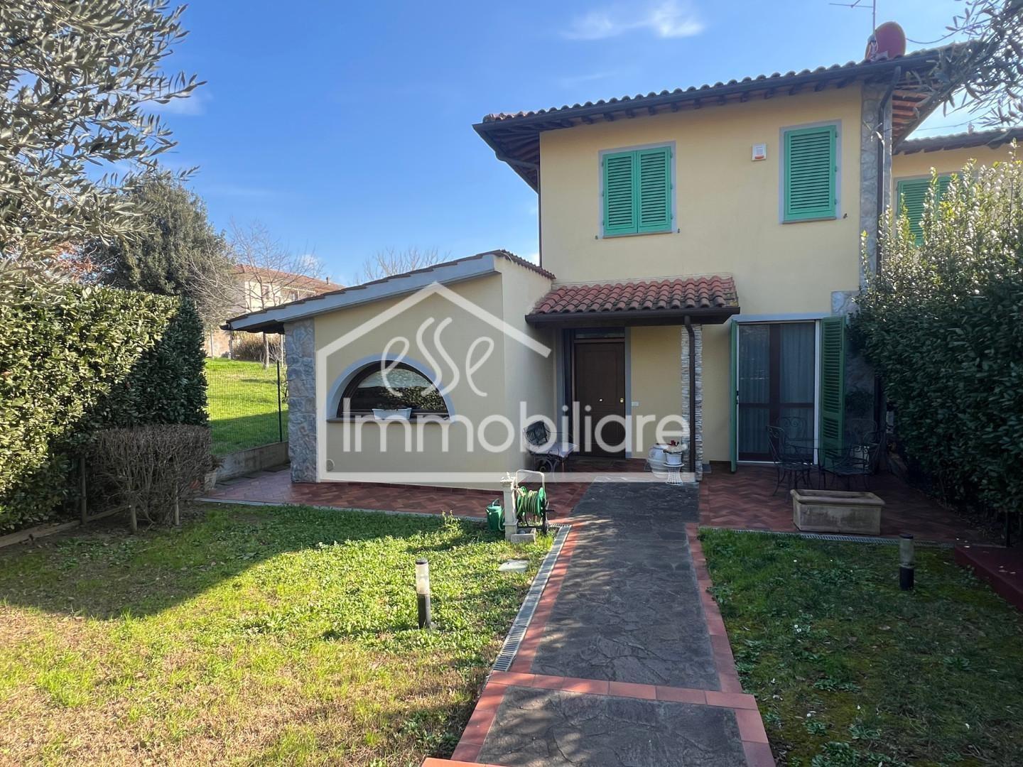 Villa con giardino a Montelupo Fiorentino
