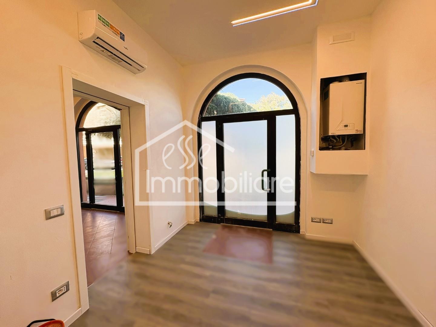 Negozio in affitto a Empoli