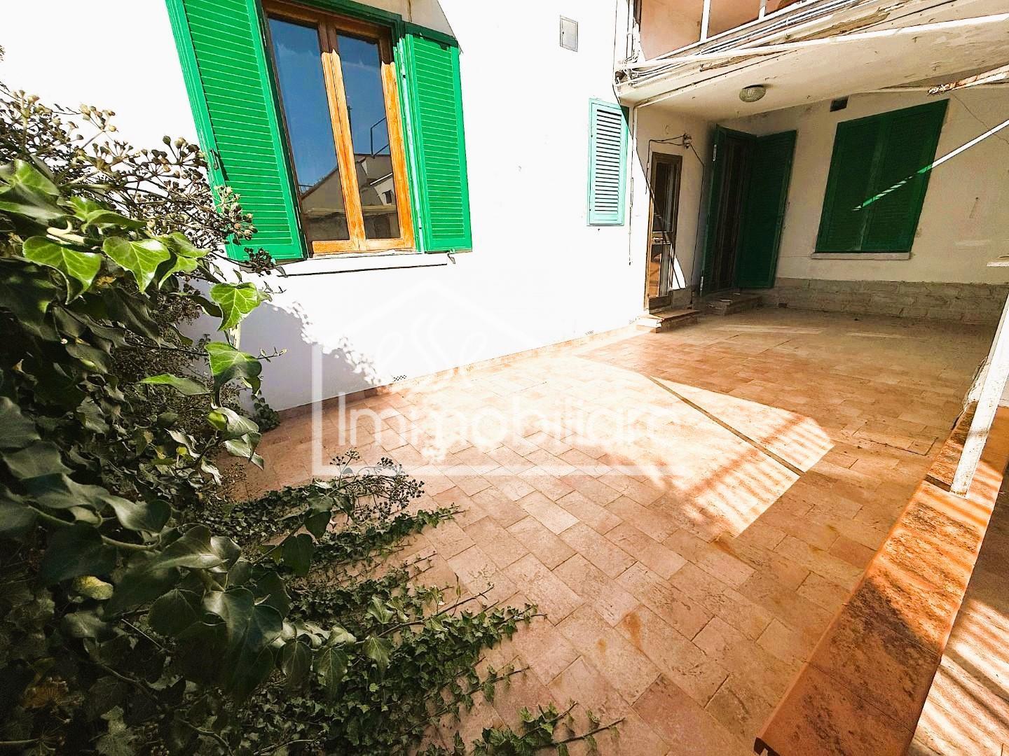 Trilocale da ristrutturare, Empoli ponzano