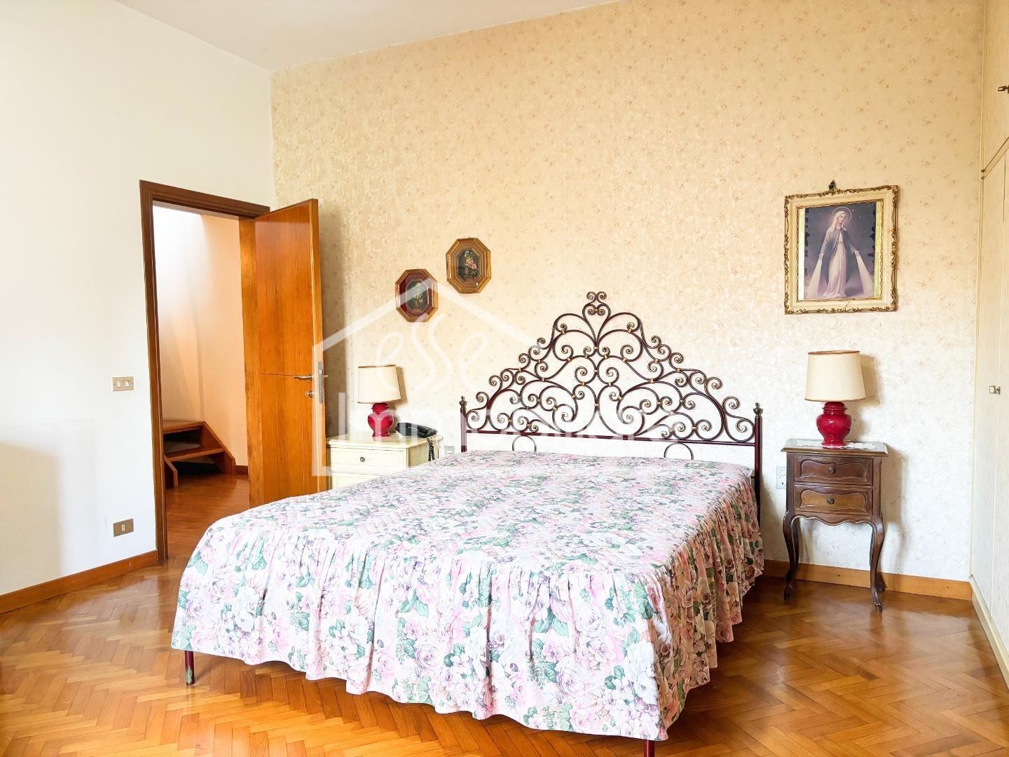 Casa indipendente con terrazzo, Empoli zona ospedale