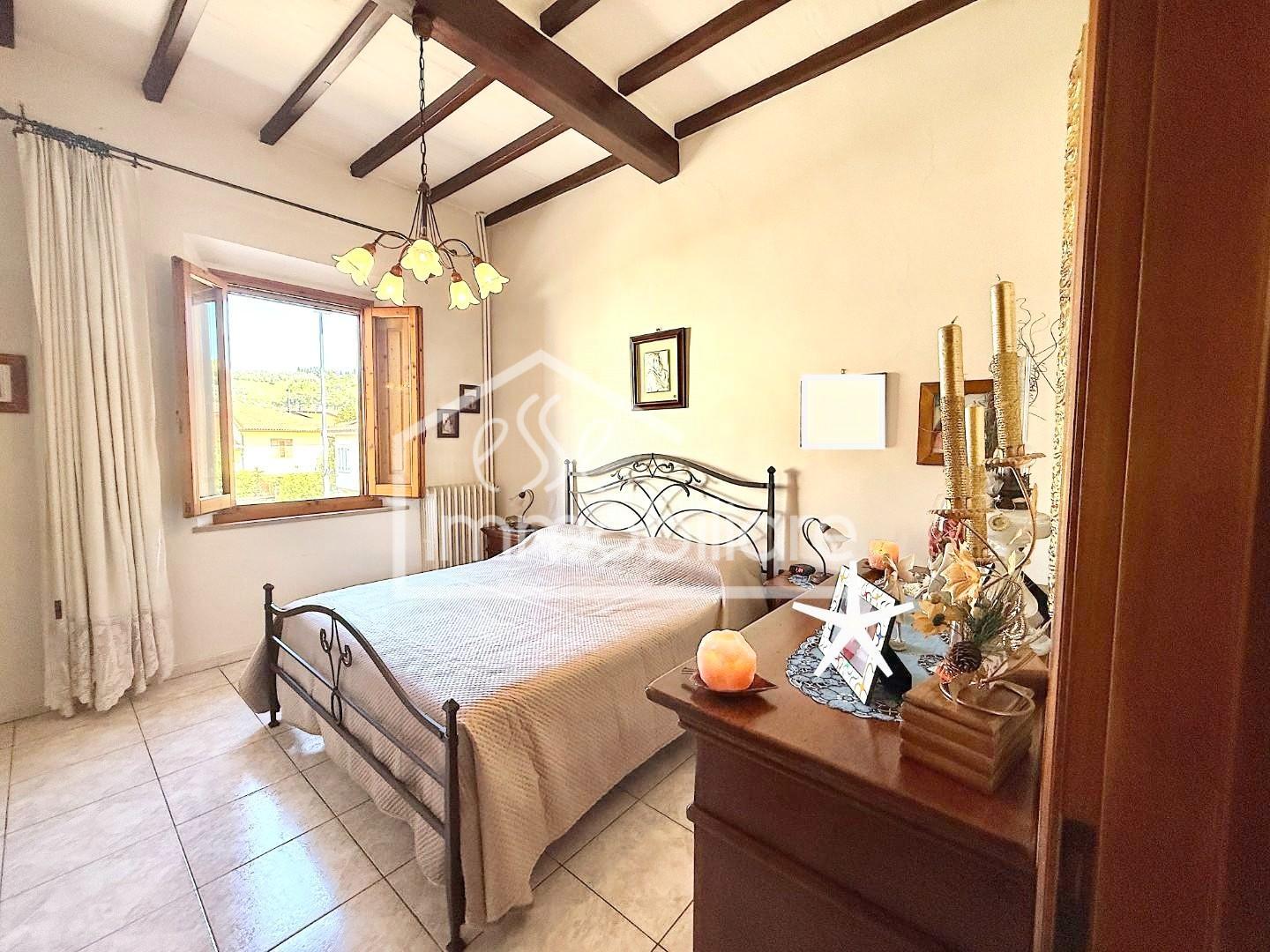 Appartamento con terrazzo, Capraia e Limite limite