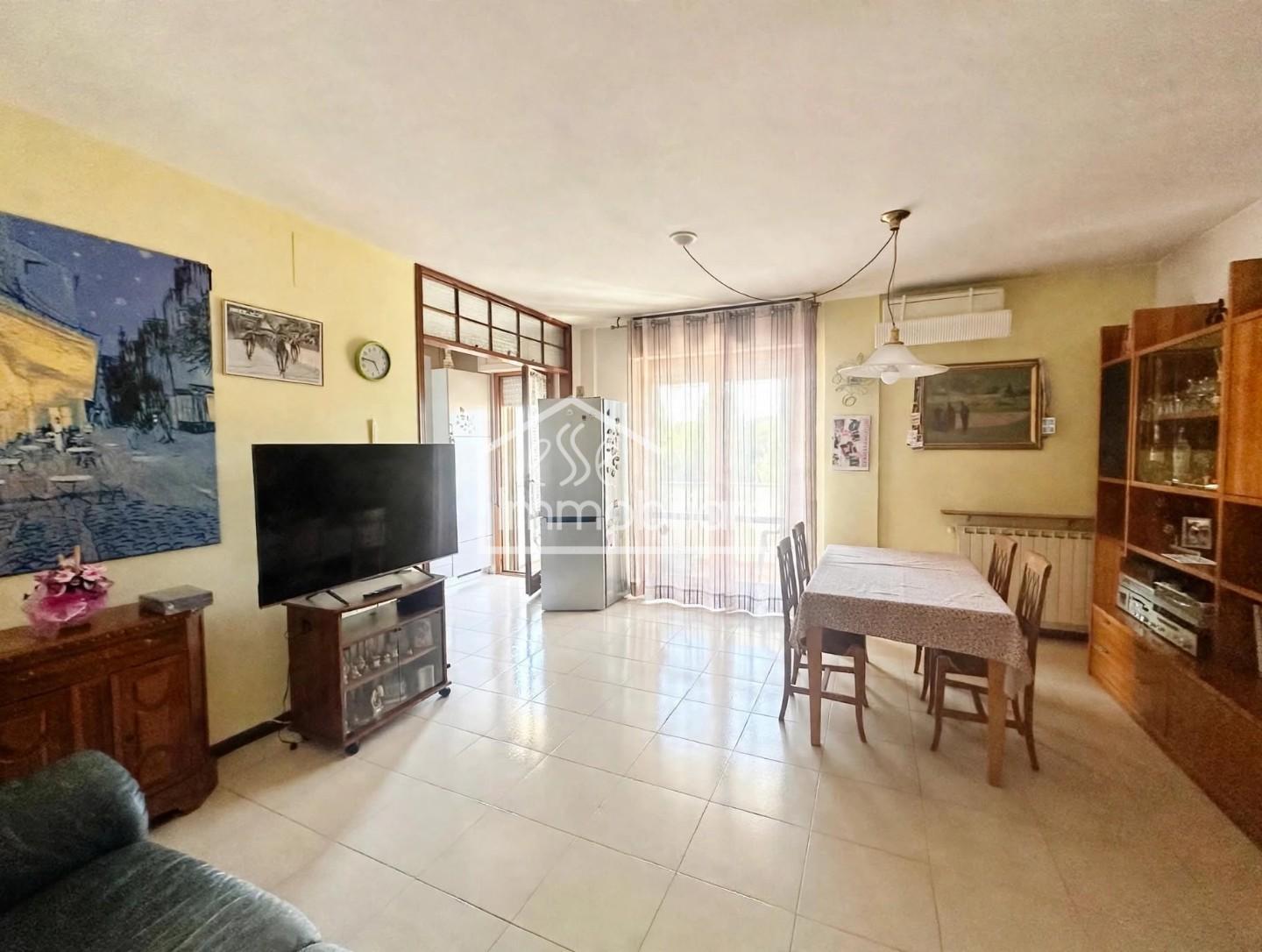 Trilocale con terrazzo a Empoli