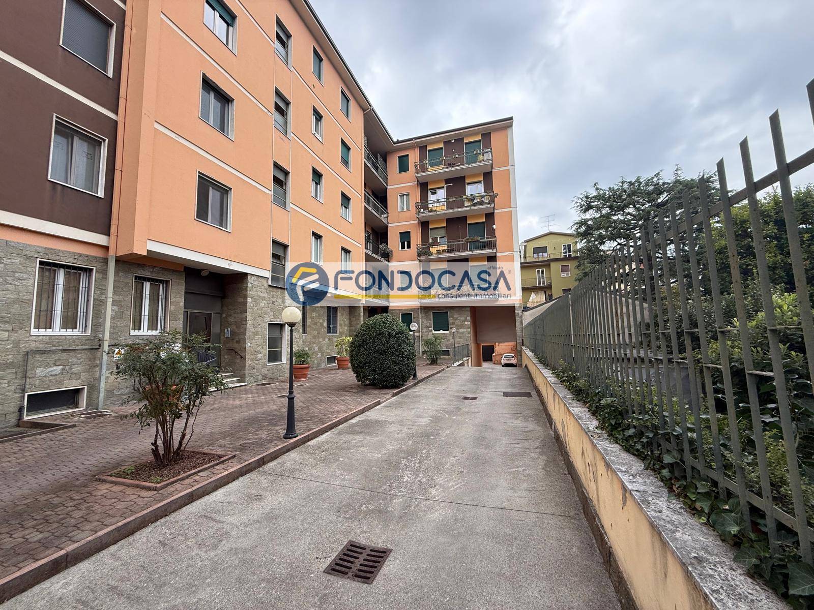 Appartamento in vendita a Brescia, Via Crocifissa