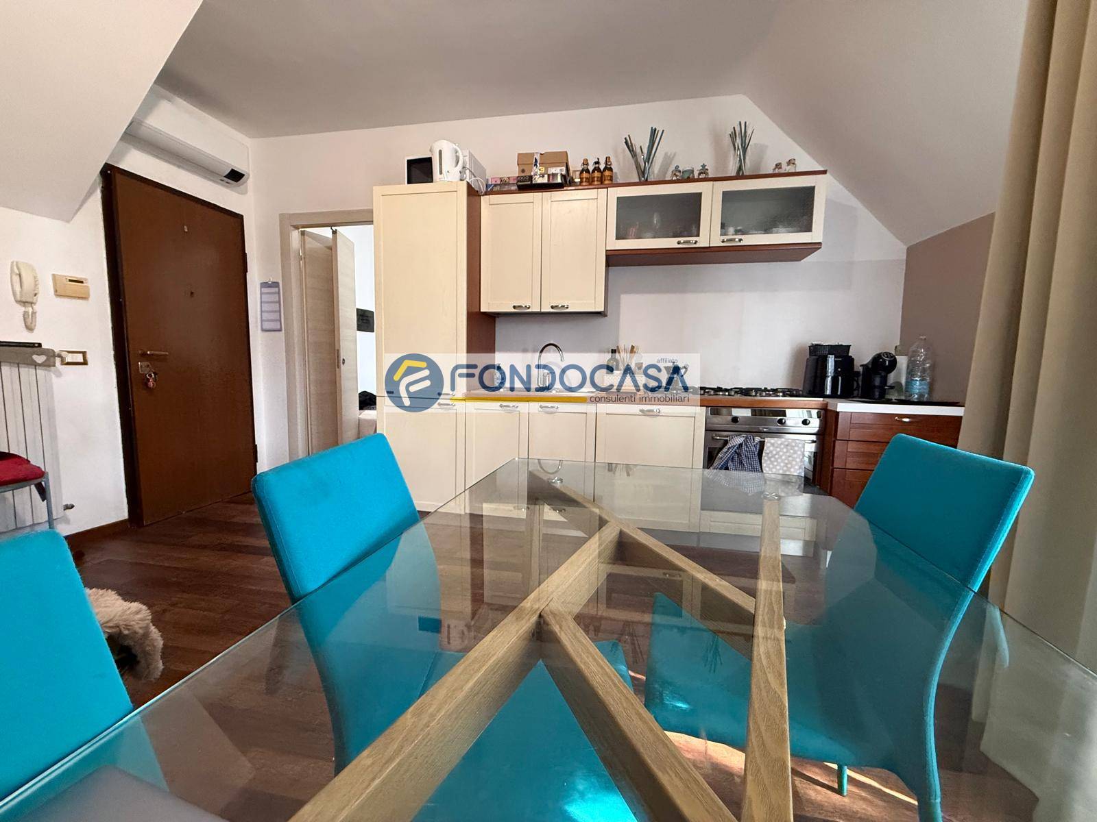 Appartamento in vendita a Desenzano del Garda, Desenzano del Garda