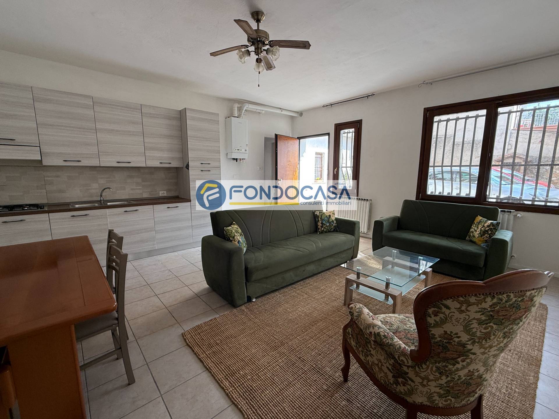 Casa indipendente in vendita a Manerba del Garda, Sorarolo