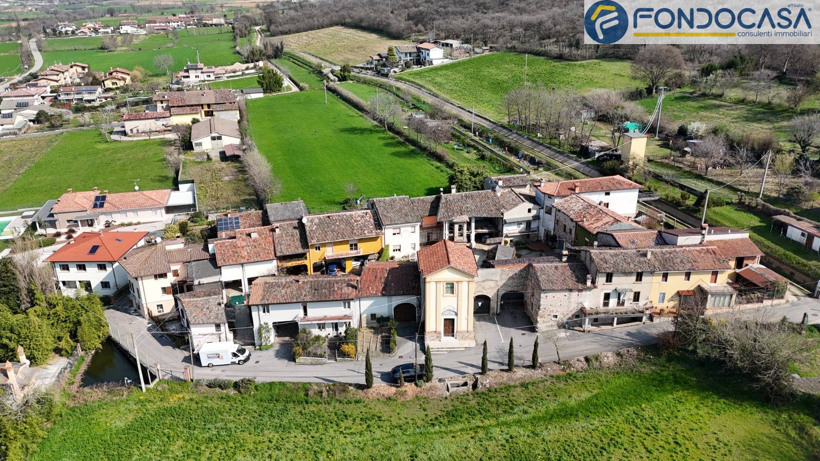 Rustico in vendita a Lonato del Garda