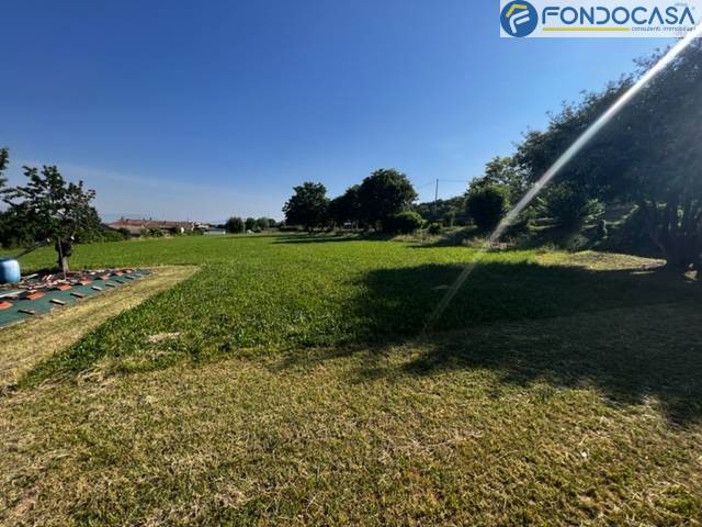 Rustico in vendita a Lonato del Garda