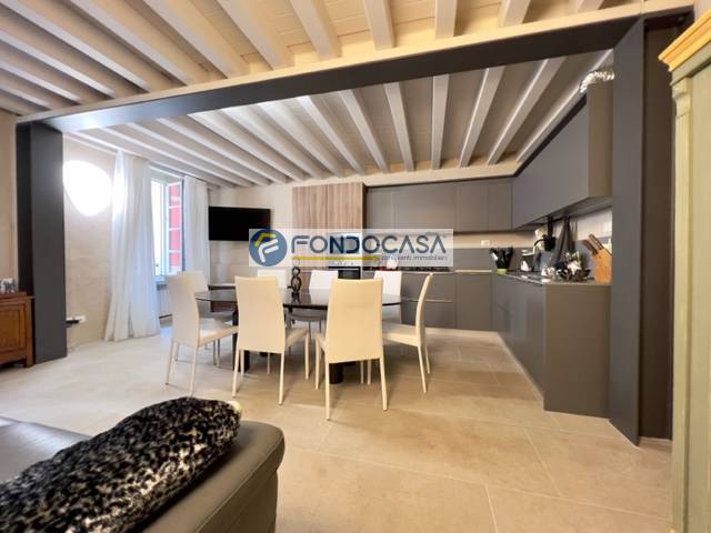 Casa indipendente in vendita a Gargnano