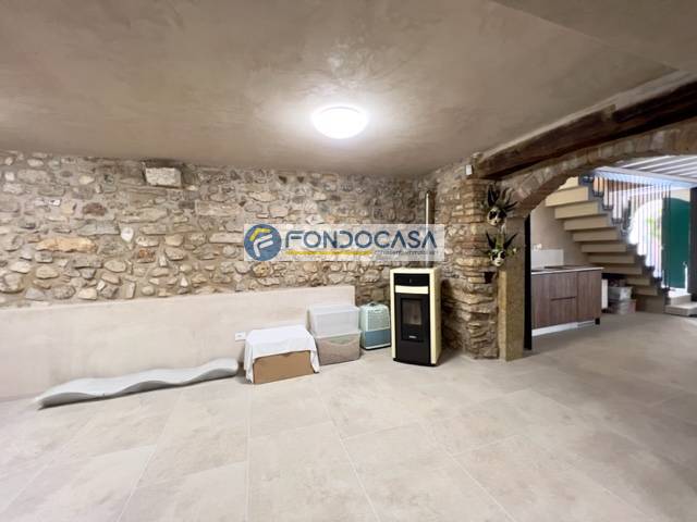 Casa indipendente in vendita a Gargnano