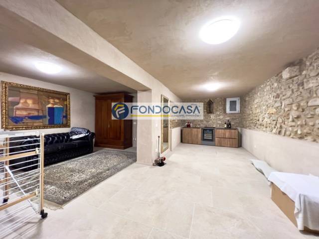 Casa indipendente in vendita a Gargnano