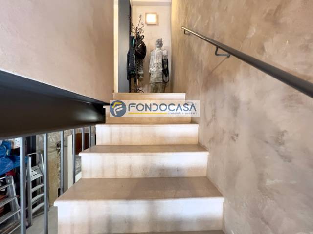 Casa indipendente in vendita a Gargnano