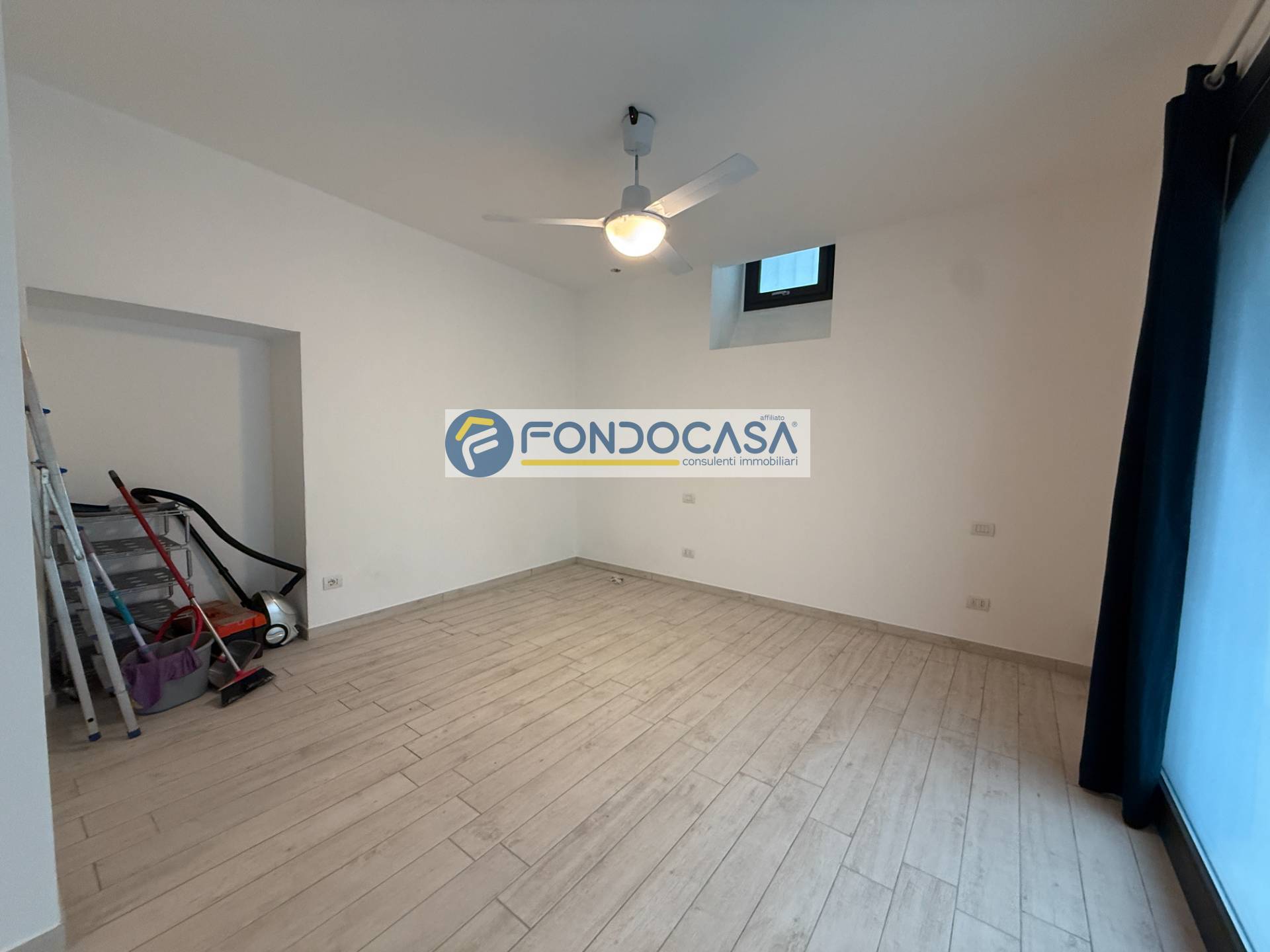 Appartamento in vendita a Gargnano, Bogliaco