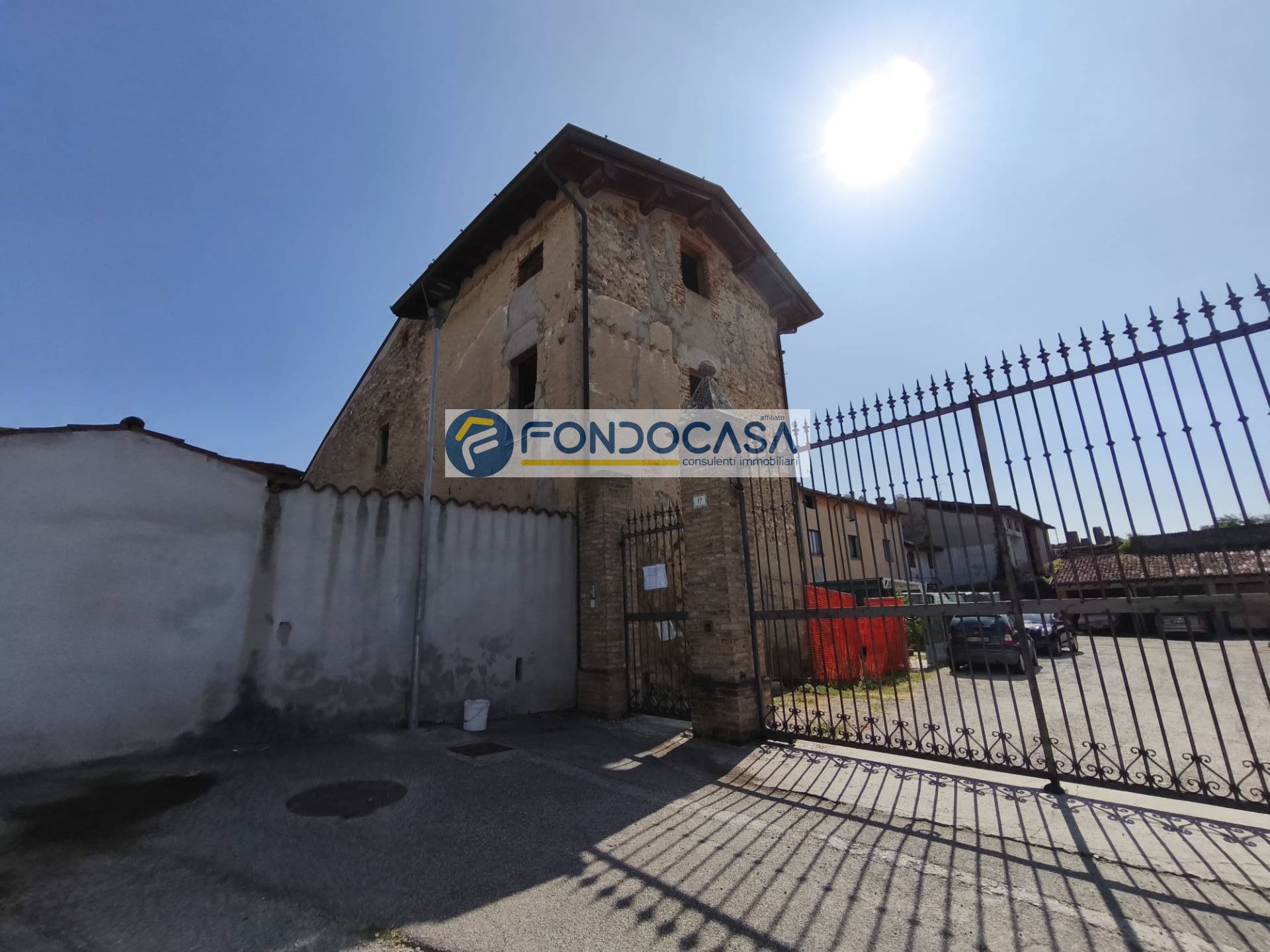 Rustico in vendita a Lonato del Garda, Esenta