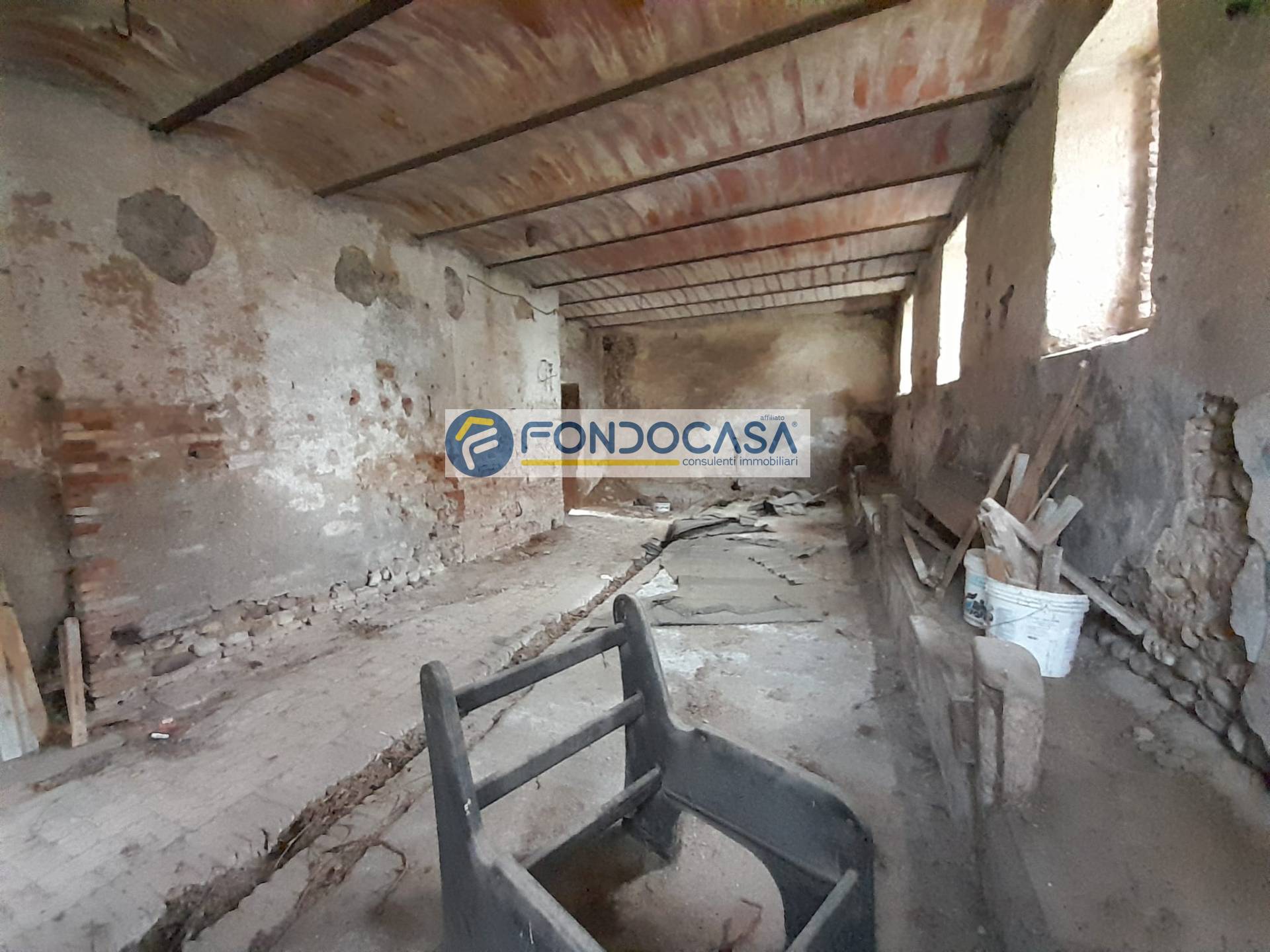 Rustico in vendita a Lonato del Garda, Esenta