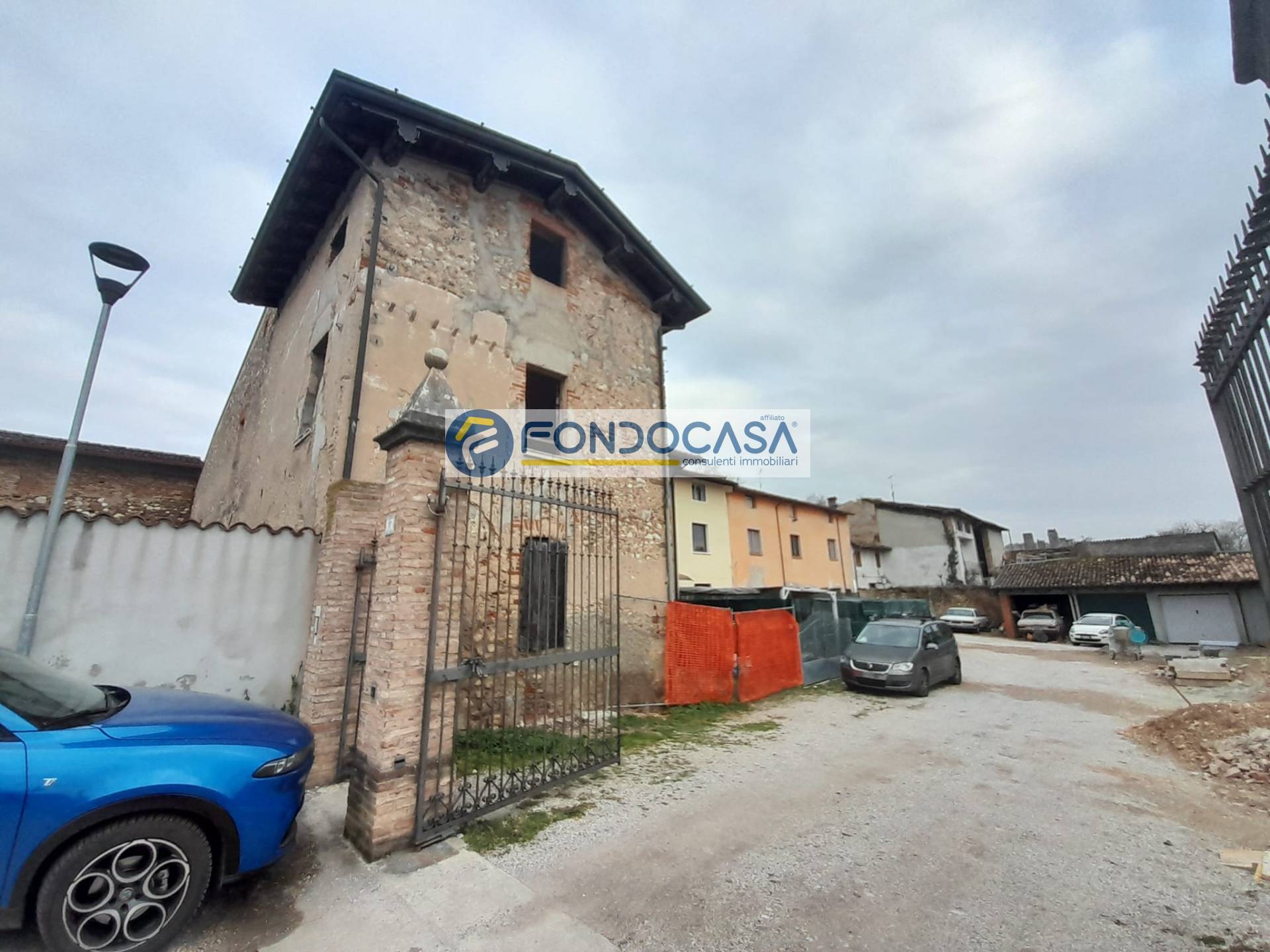 Rustico in vendita a Lonato del Garda, Esenta