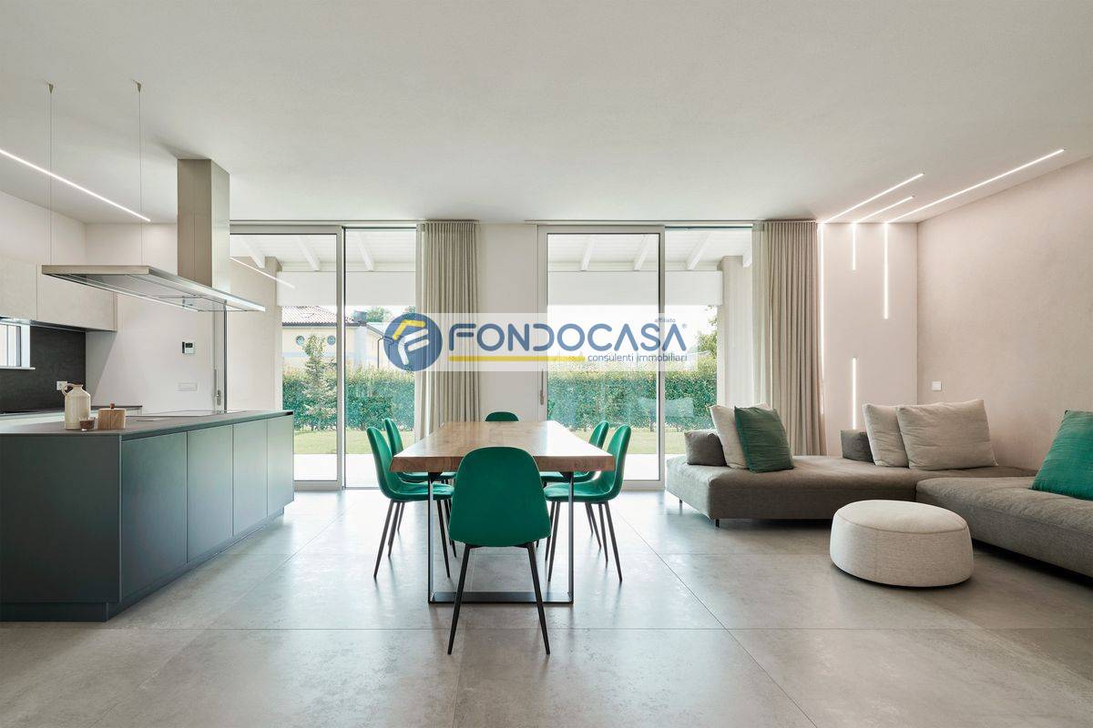 Villa in vendita a Villanuova sul Clisi