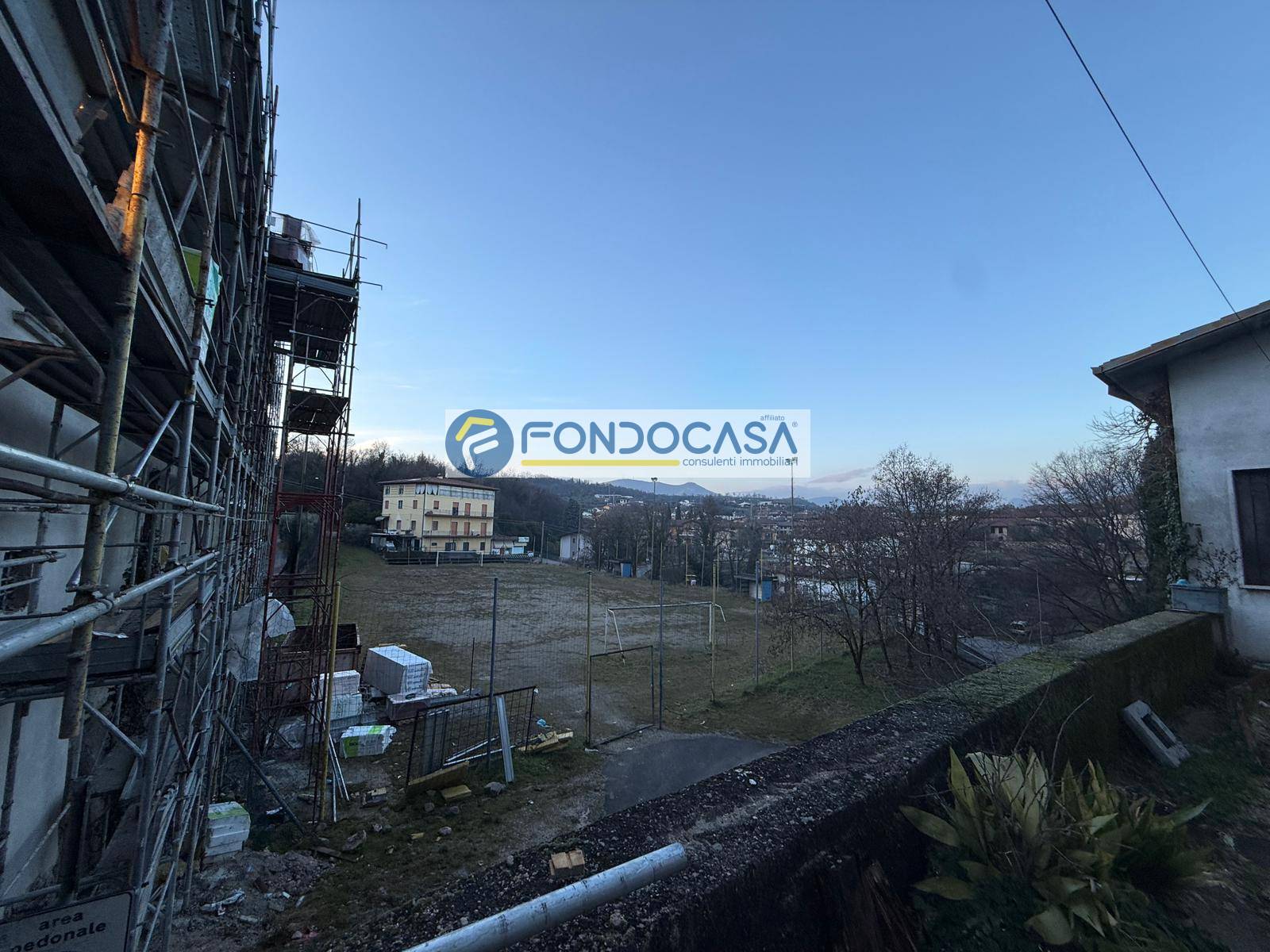 Rustico in vendita a Puegnago sul Garda