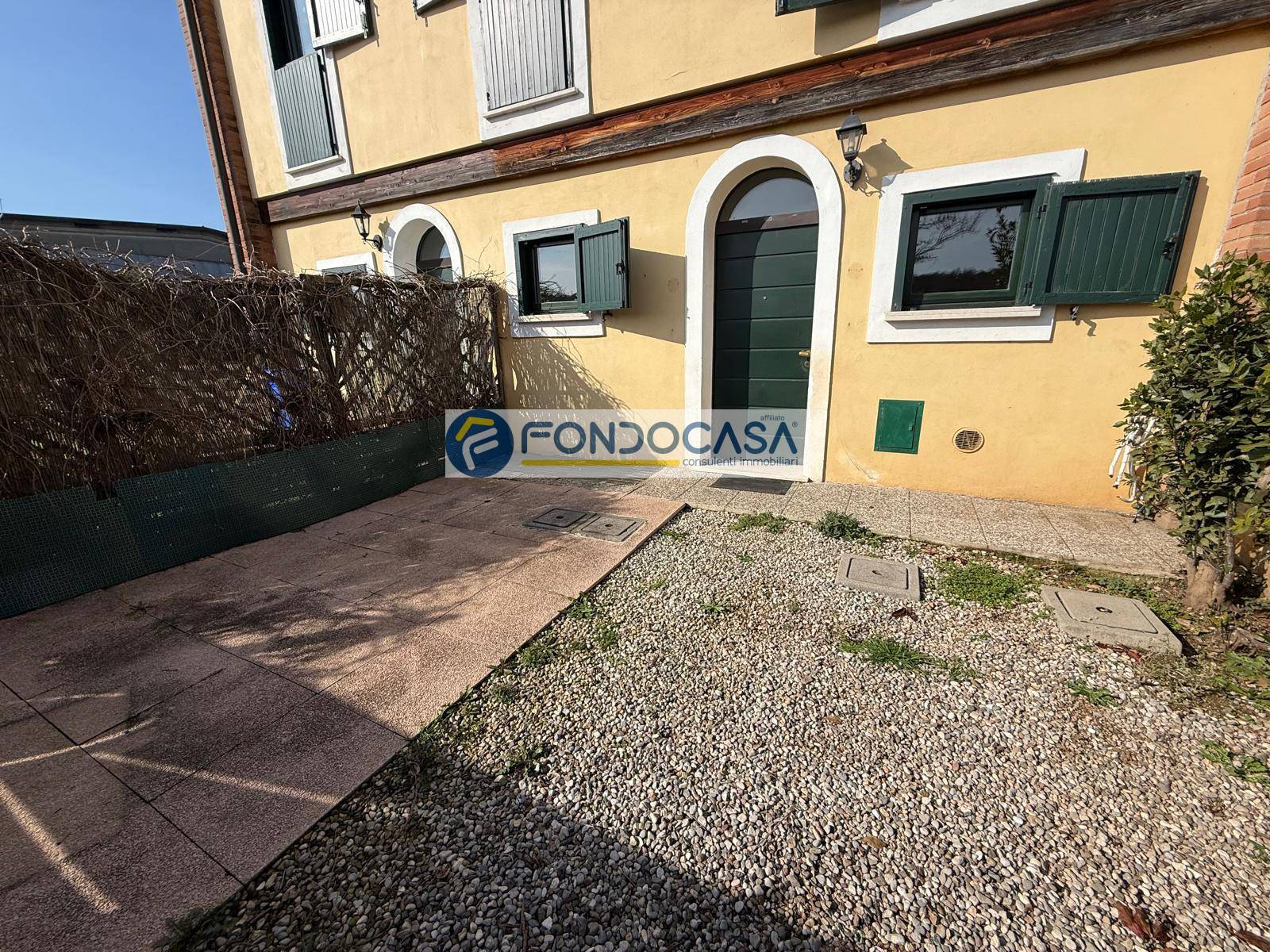 Villa bifamiliare in vendita a Lonato del Garda