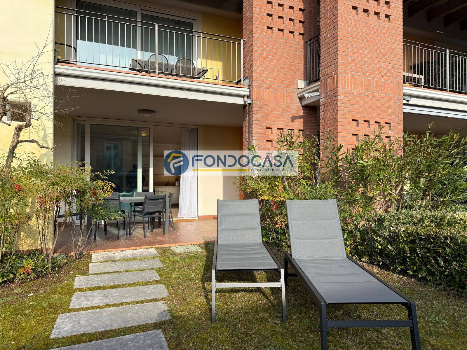 Appartamento in vendita a Padenghe sul Garda