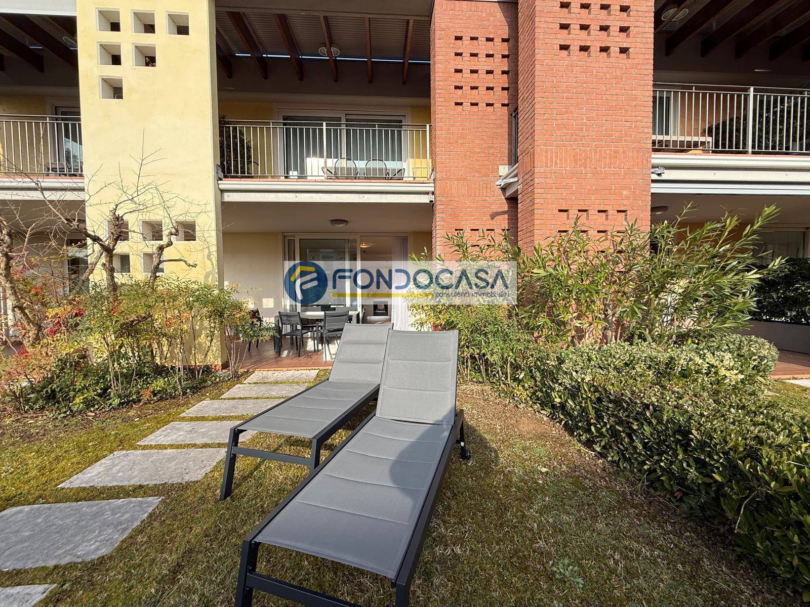 Appartamento in vendita a Padenghe sul Garda