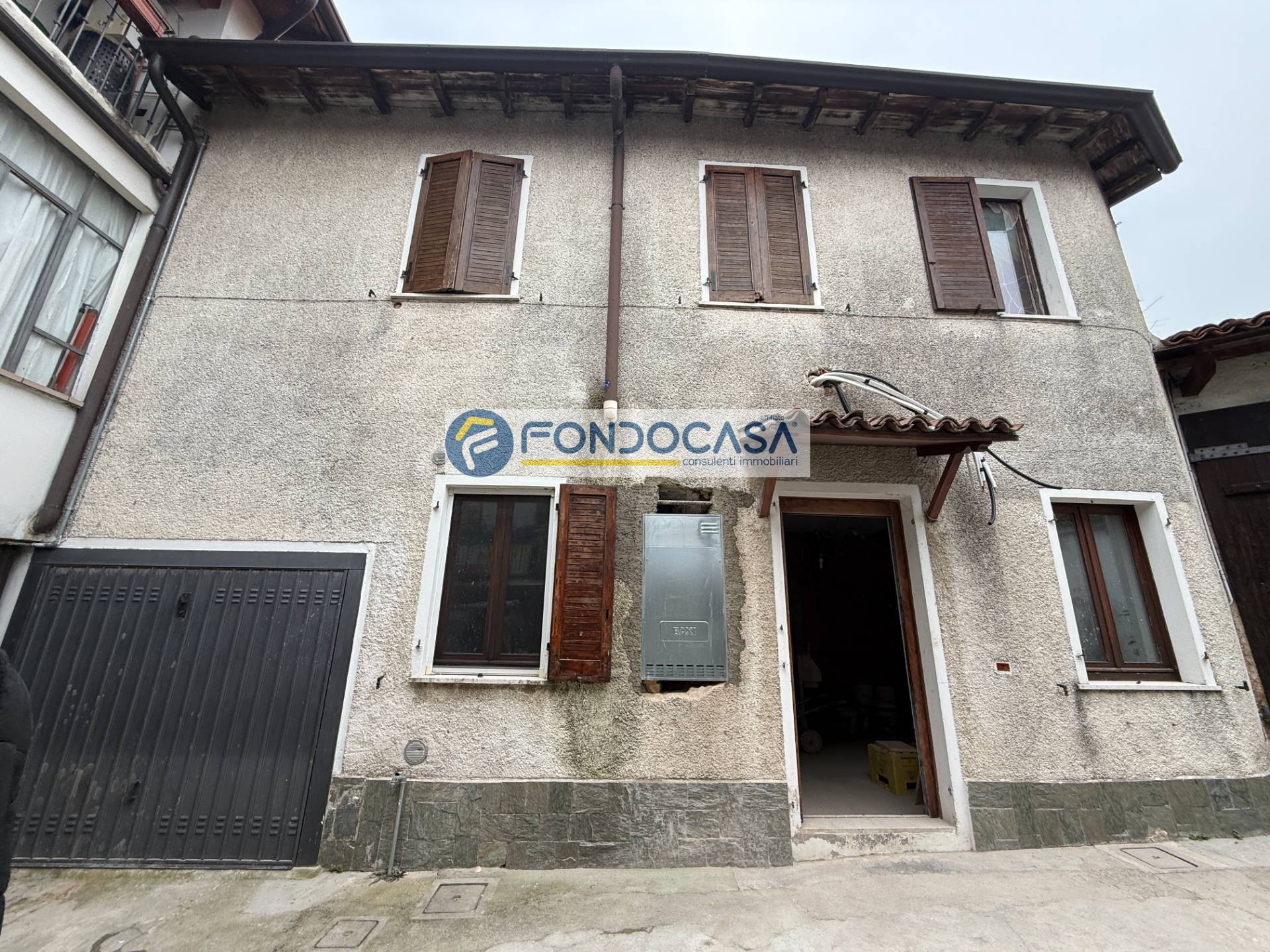 Casa semindipendente in vendita a Puegnago sul Garda, Raffa