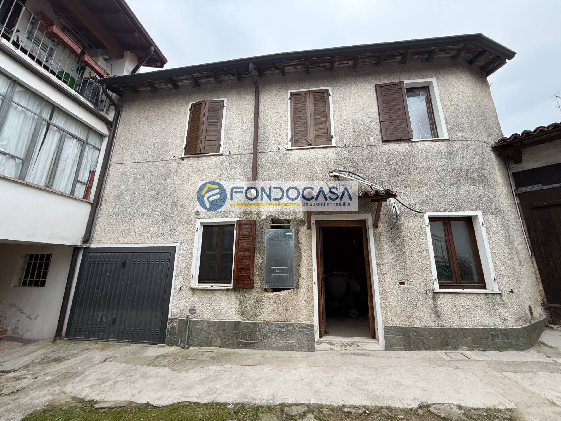 Casa semindipendente in vendita a Puegnago sul Garda, Raffa
