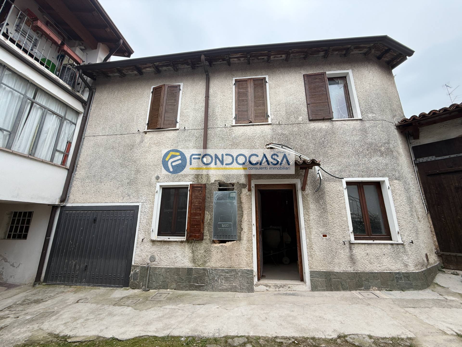 Casa semindipendente in vendita a Puegnago sul Garda, Raffa