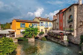 Locale commerciale in vendita a Valeggio sul Mincio