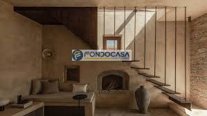 Rustico in vendita a Puegnago sul Garda