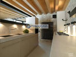 Rustico in vendita a Puegnago sul Garda