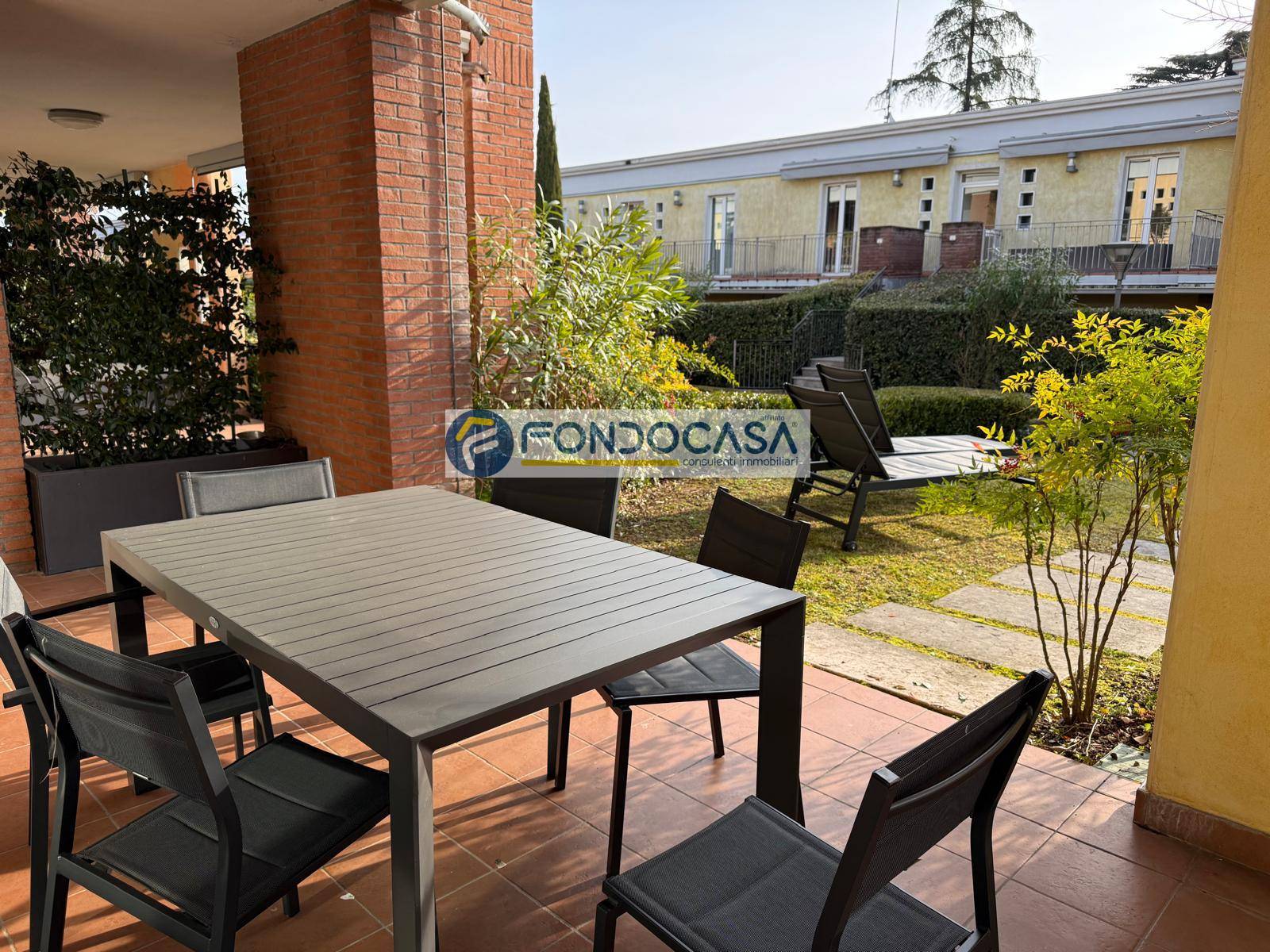 Appartamento in vendita a Padenghe sul Garda