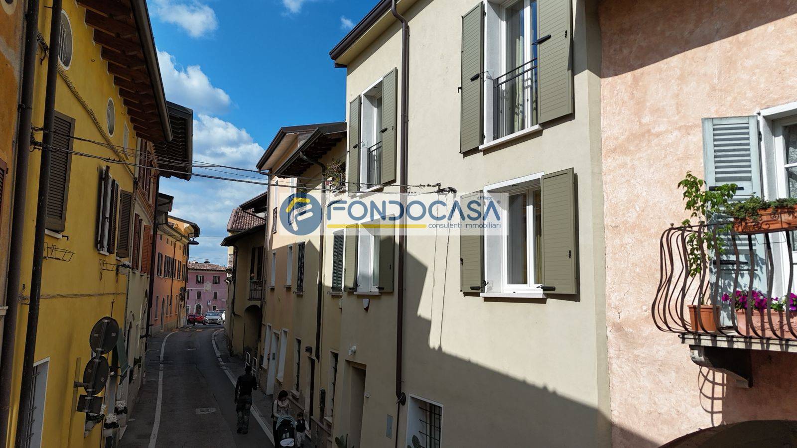Casa indipendente in vendita a Lonato del Garda