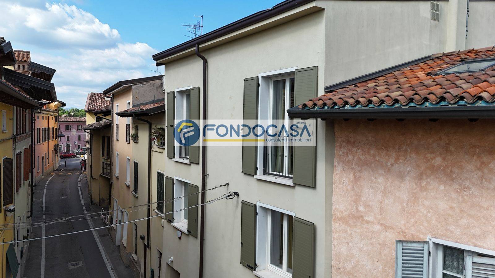 Casa indipendente in vendita a Lonato del Garda