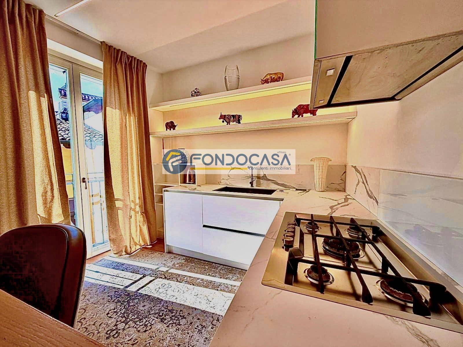 Casa indipendente in vendita a Lonato del Garda