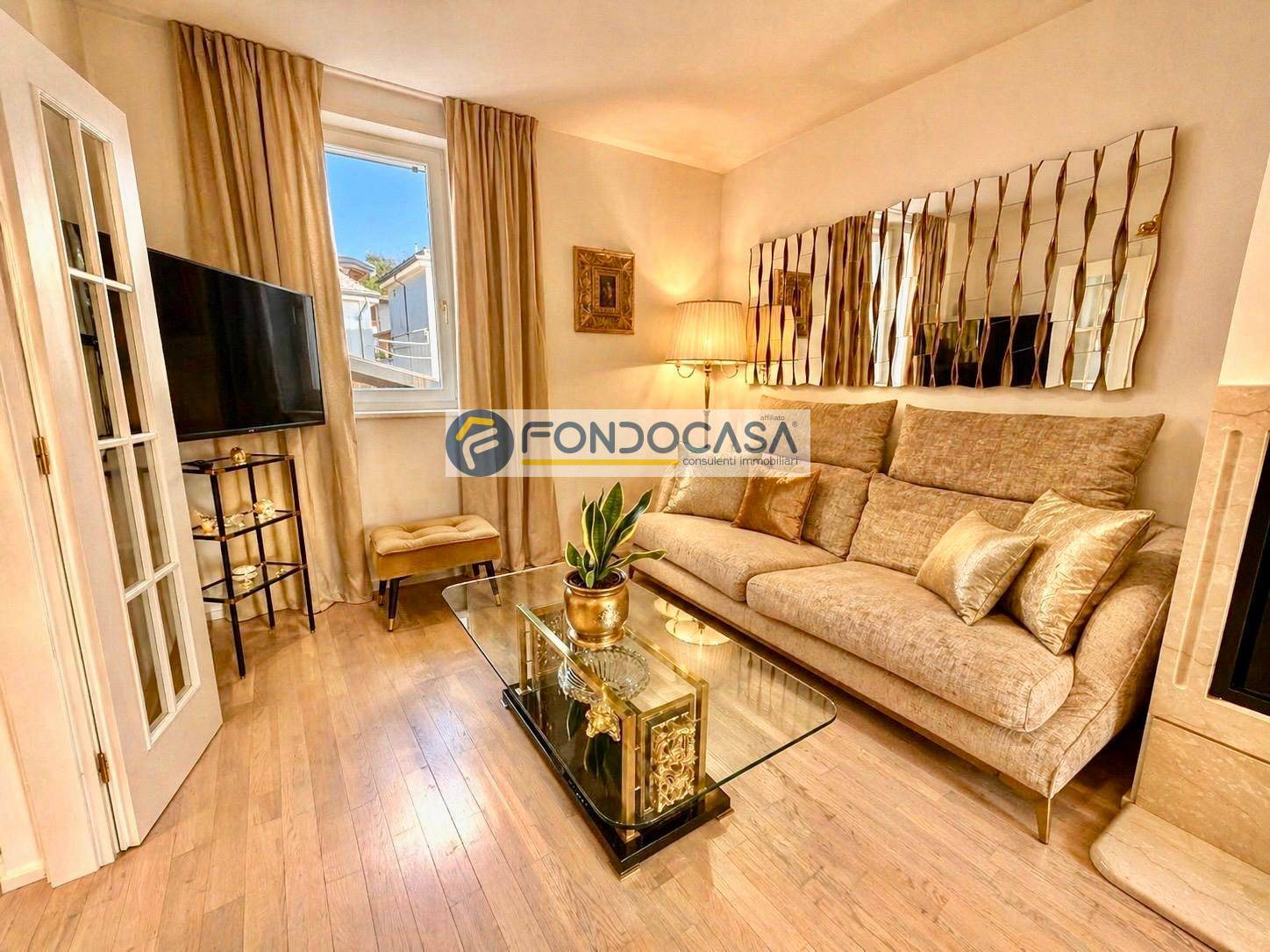 Casa indipendente in vendita a Lonato del Garda