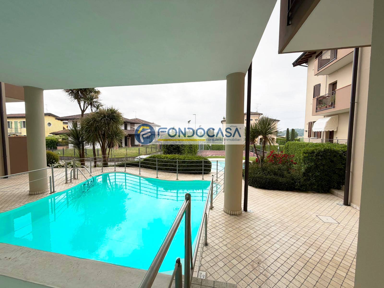 Appartamento in vendita a Desenzano del Garda, Vaccarolo