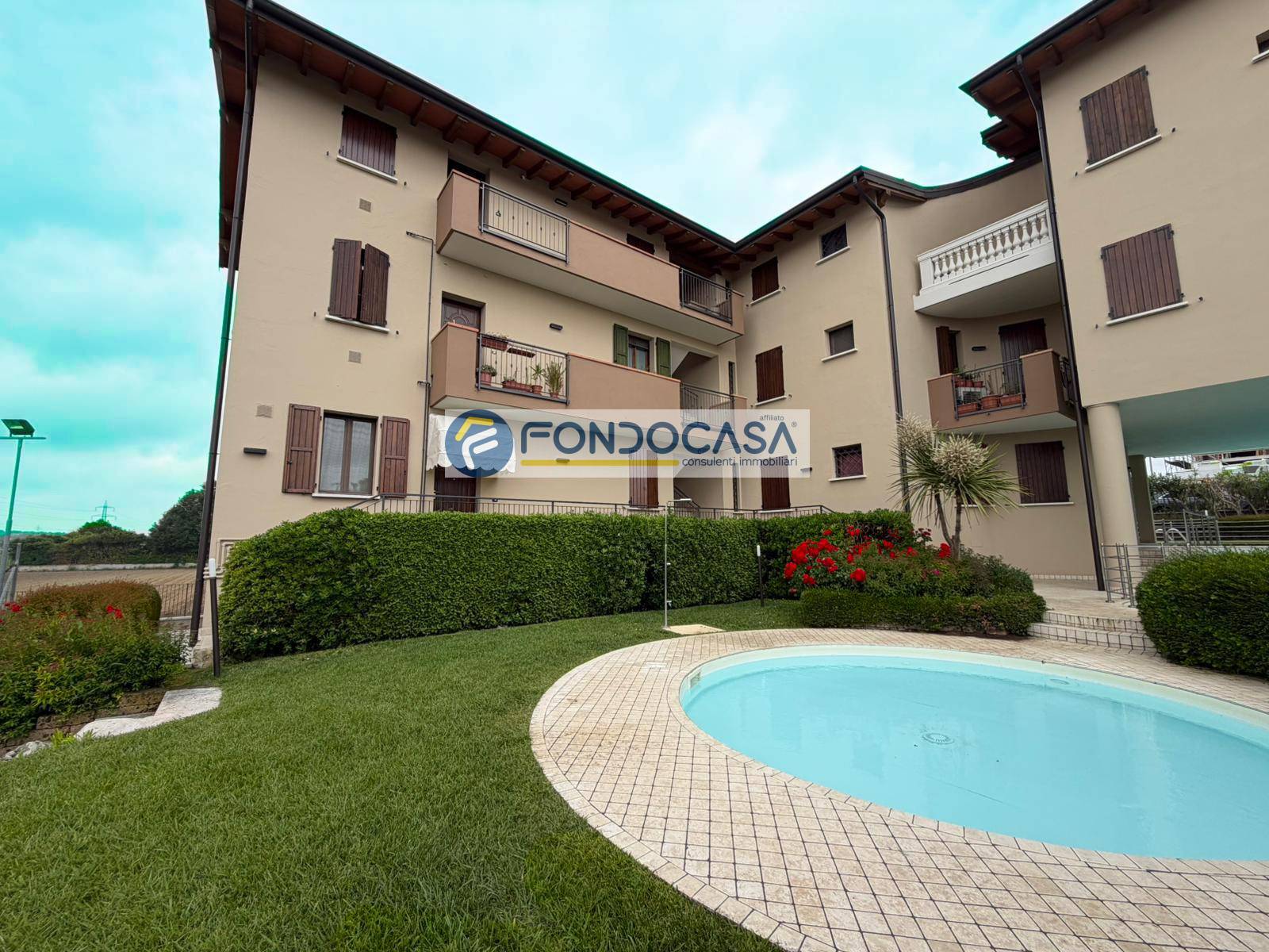Appartamento in vendita a Desenzano del Garda, Vaccarolo