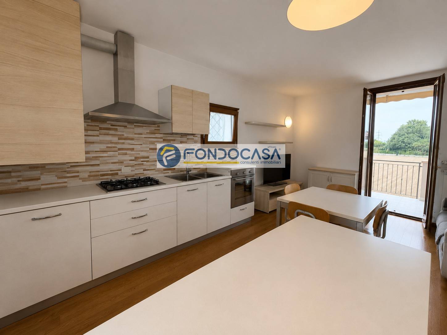 Appartamento in vendita a Desenzano del Garda, Vaccarolo