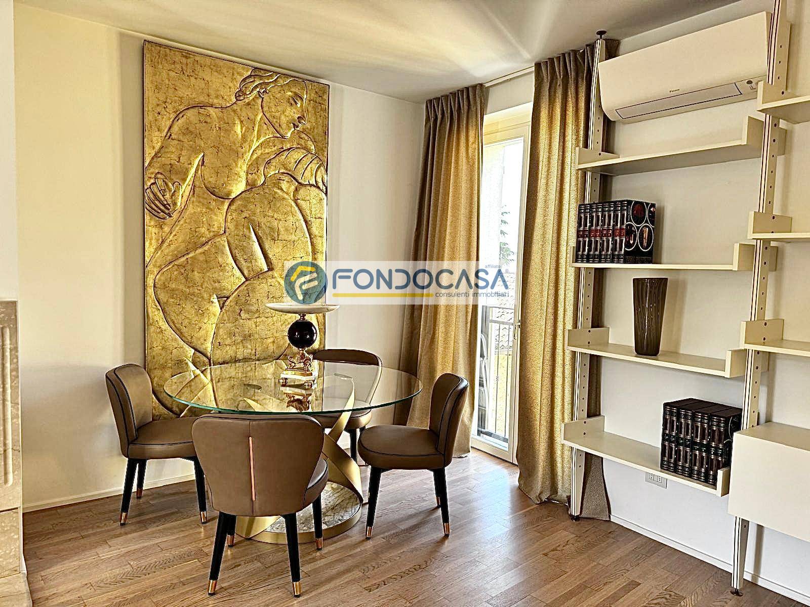 Casa indipendente in vendita a Lonato del Garda