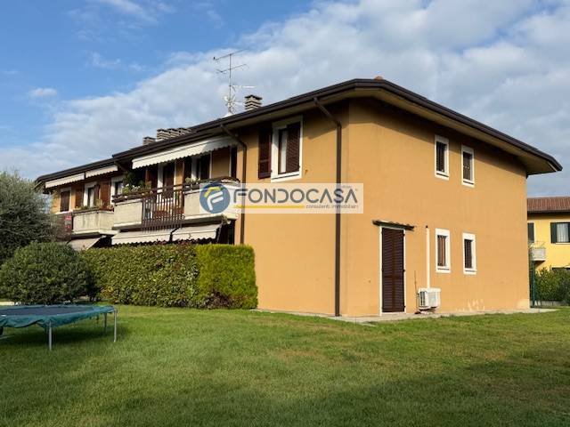 Appartamento in vendita a Desenzano del Garda, San Martino della Battaglia