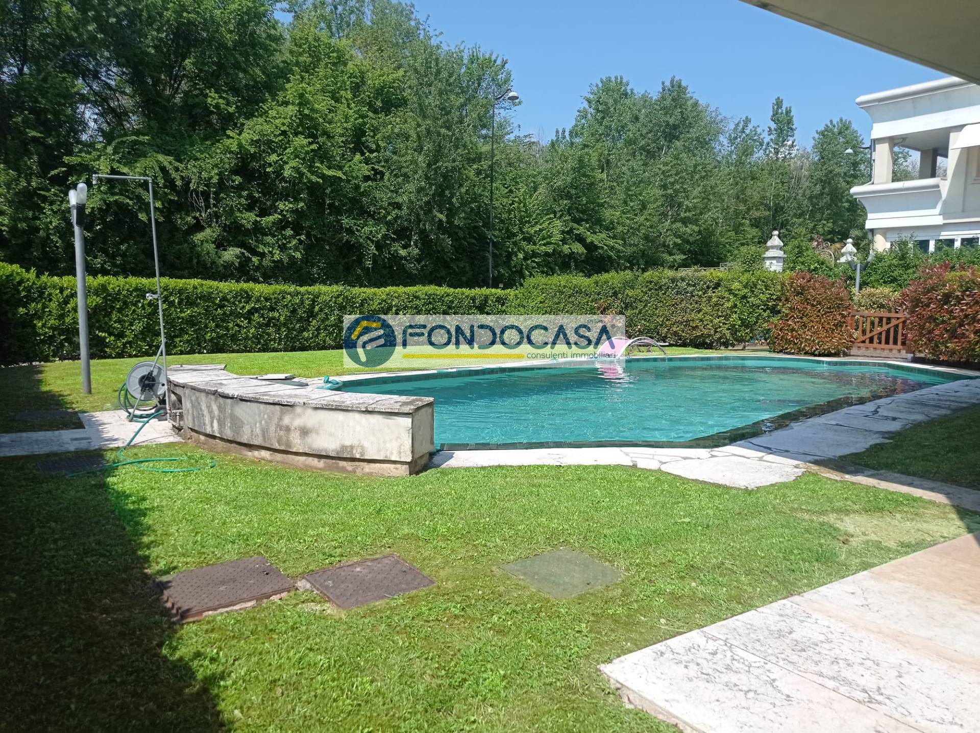 Appartamento in vendita a Desenzano del Garda