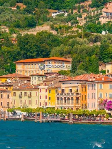 Appartamento in vendita a Gargnano, Bogliaco