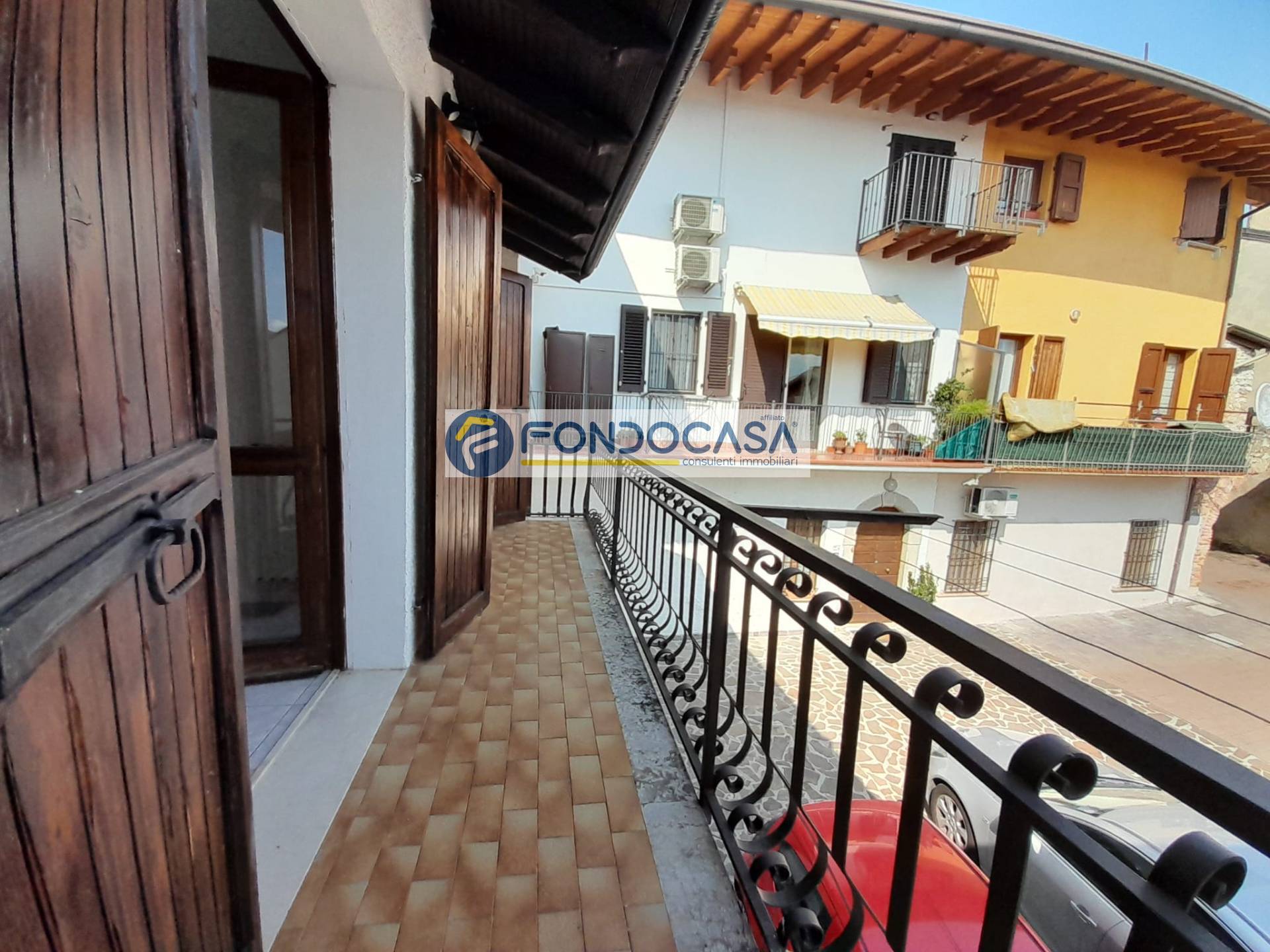 Casa indipendente in vendita a Manerba del Garda, Sorarolo