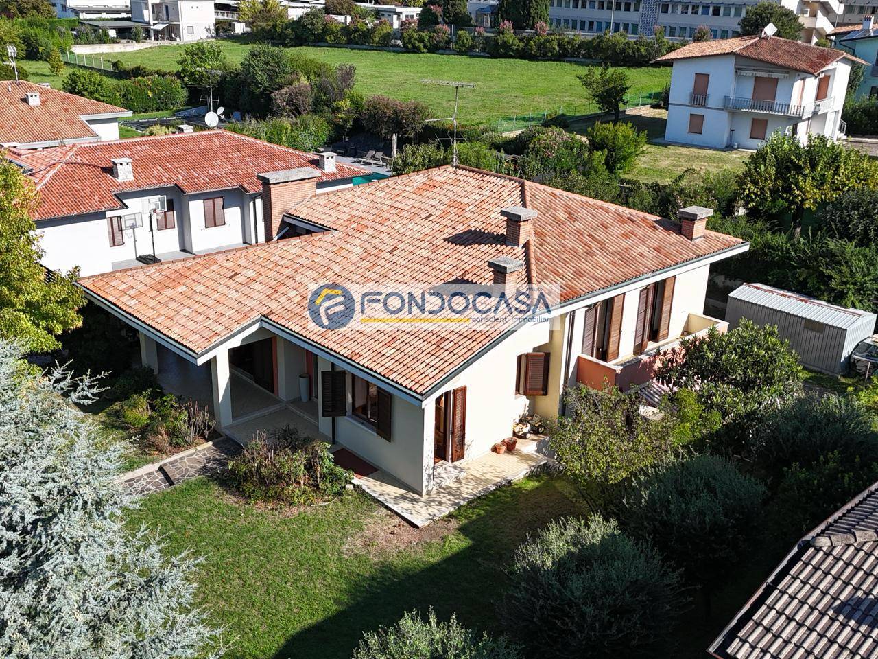 Villa unifamiliare in vendita a Castiglione delle Stiviere