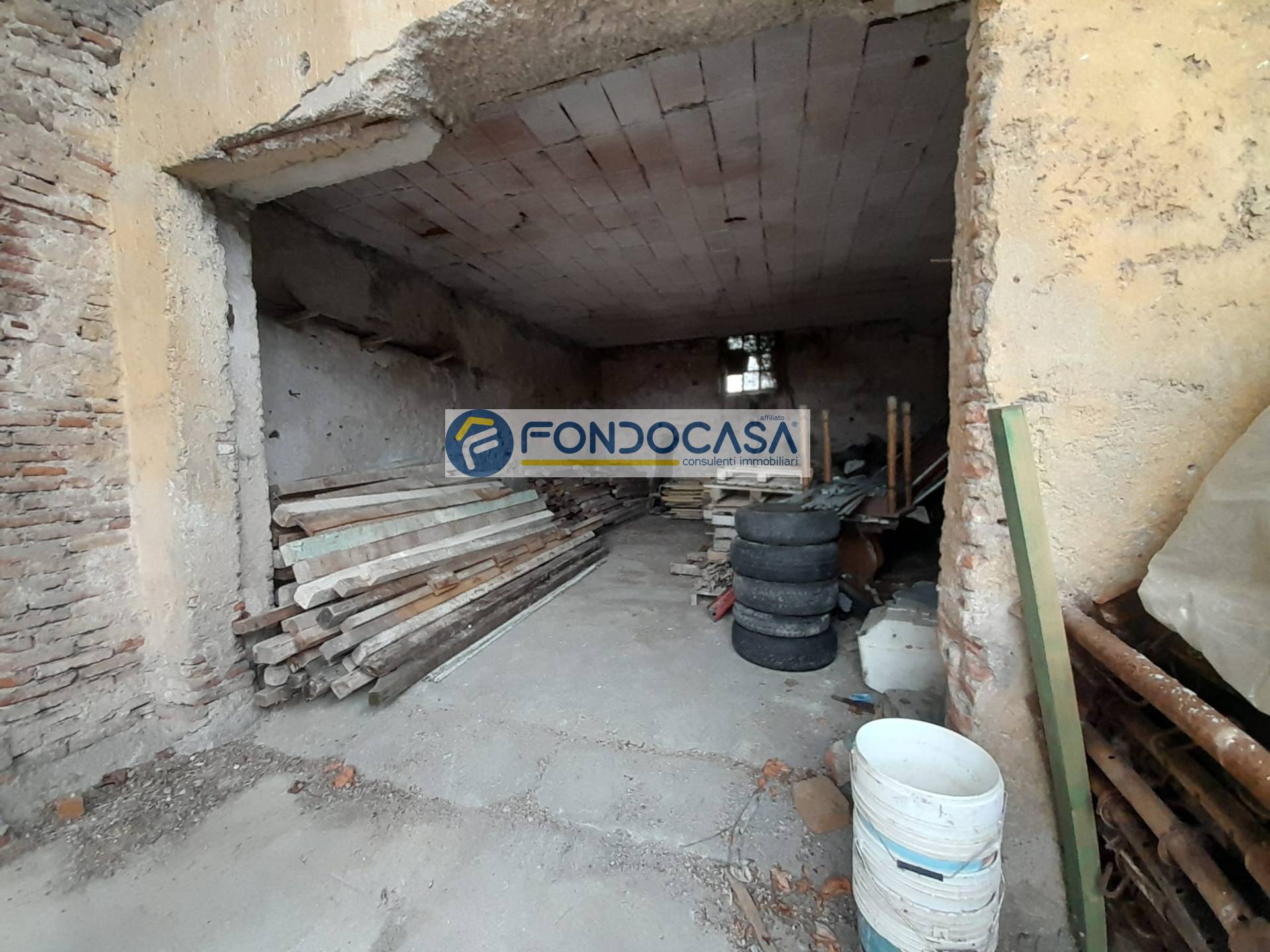 Rustico in vendita a Lonato del Garda, Esenta
