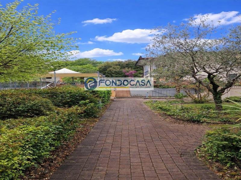Casa indipendente in vendita a Polpenazze del Garda