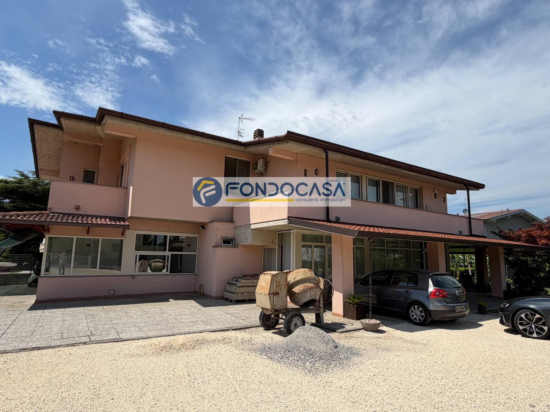 Appartamento in vendita a Desenzano del Garda, Rivoltella del Garda
