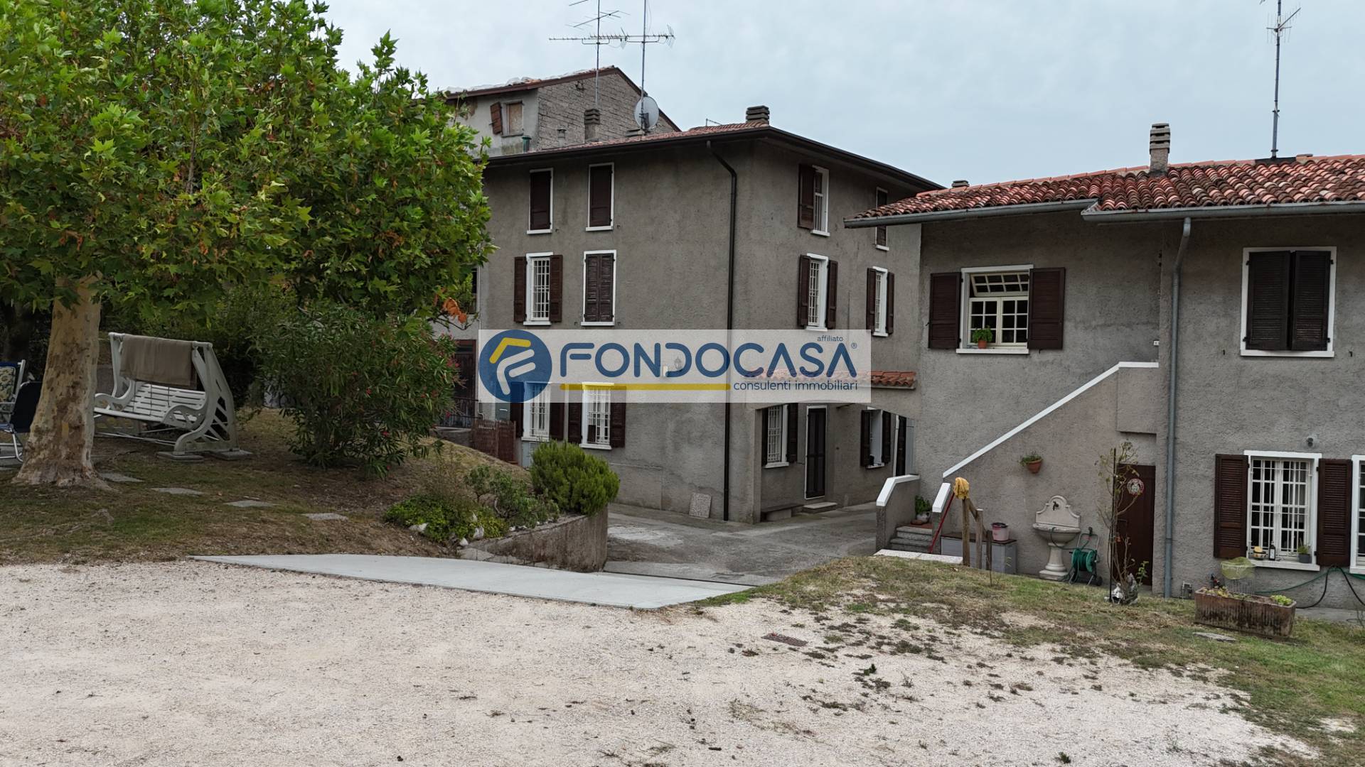 Indipendente in vendita a Desenzano del Garda, Desenzano del Garda