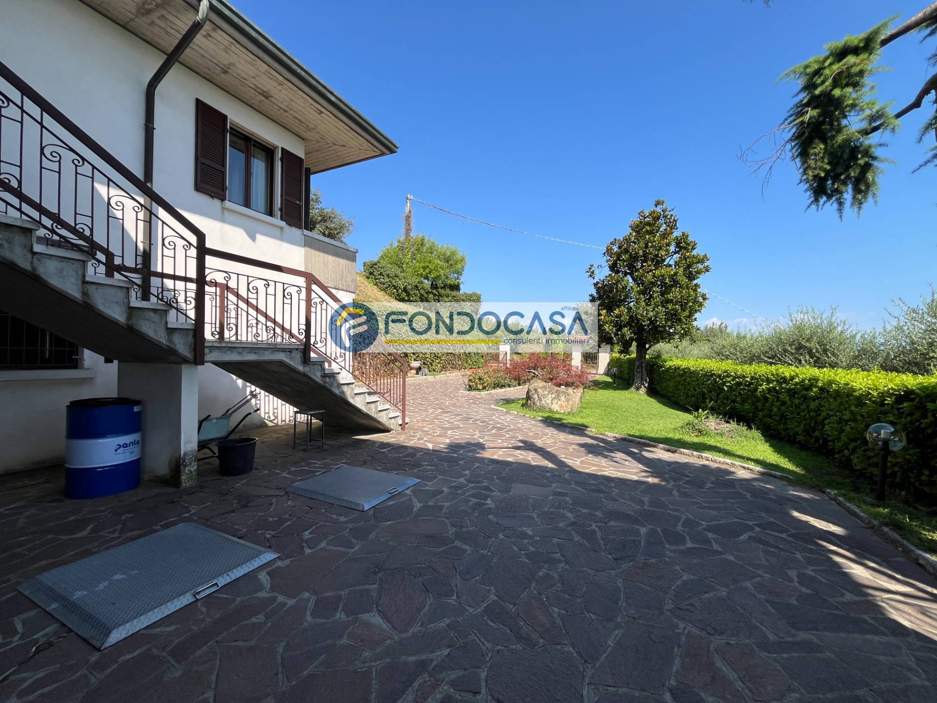 Villa in vendita a Lonato del Garda, Centenaro