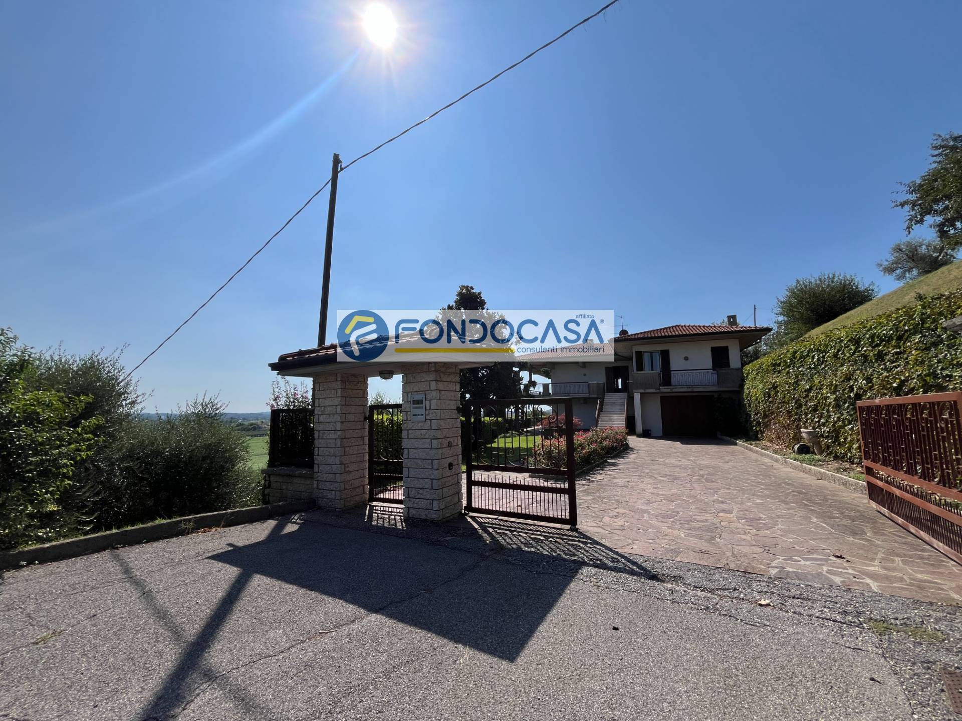 Villa in vendita a Lonato del Garda, Centenaro